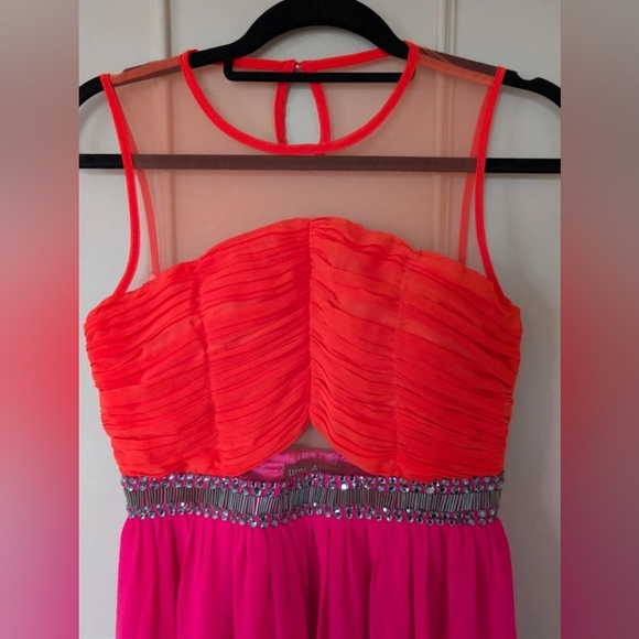 Vibrant Pink and Orange Sleeveless Dress - Picture 4 of 4